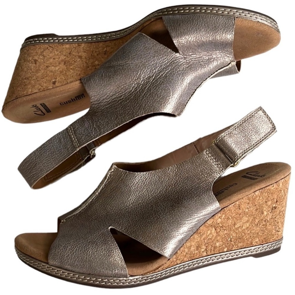 Euc Clarks Leather Wedge Sandals - Wide Width